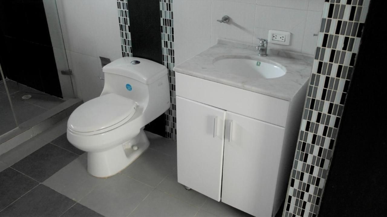 Pensión In Guest - C4-l Close To The Sea With Private Jacuzzi *