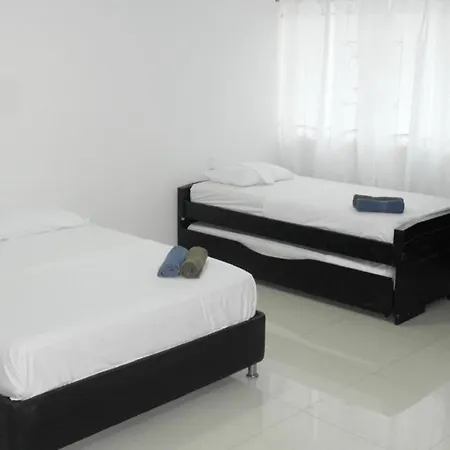 In Guest - C4-l Close To The Sea With Private Jacuzzi Pensión *