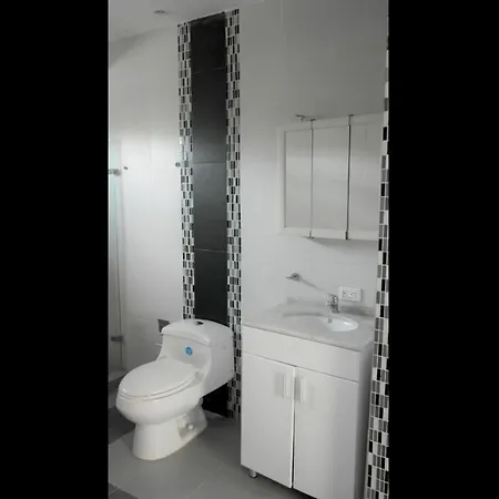 In Guest - C4-l Close To The Sea With Private Jacuzzi Pensión Cartagena